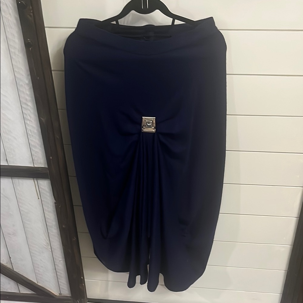 Elegant Navy Skirt with Silver Accent